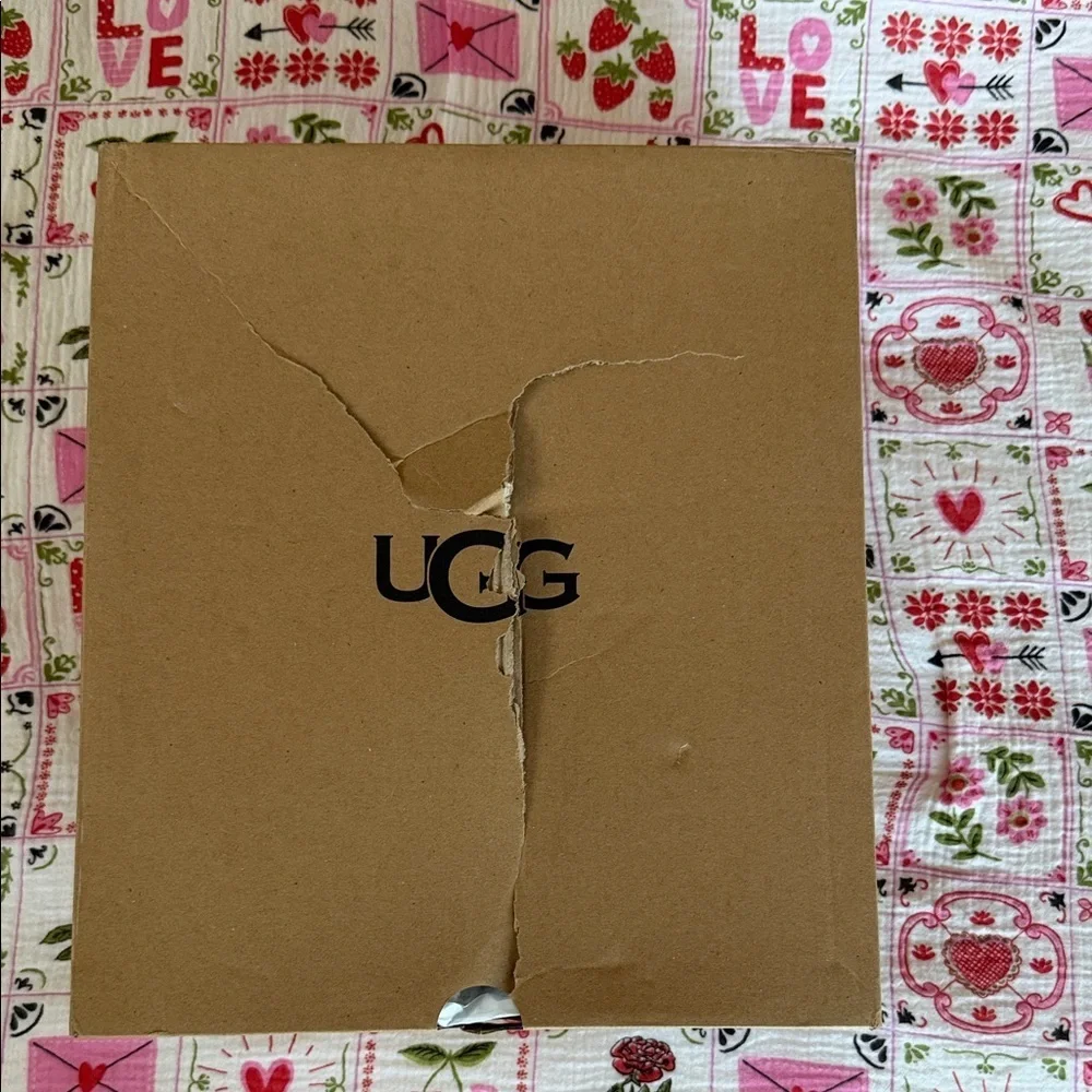 UGG knit  tall boots Limited, edition